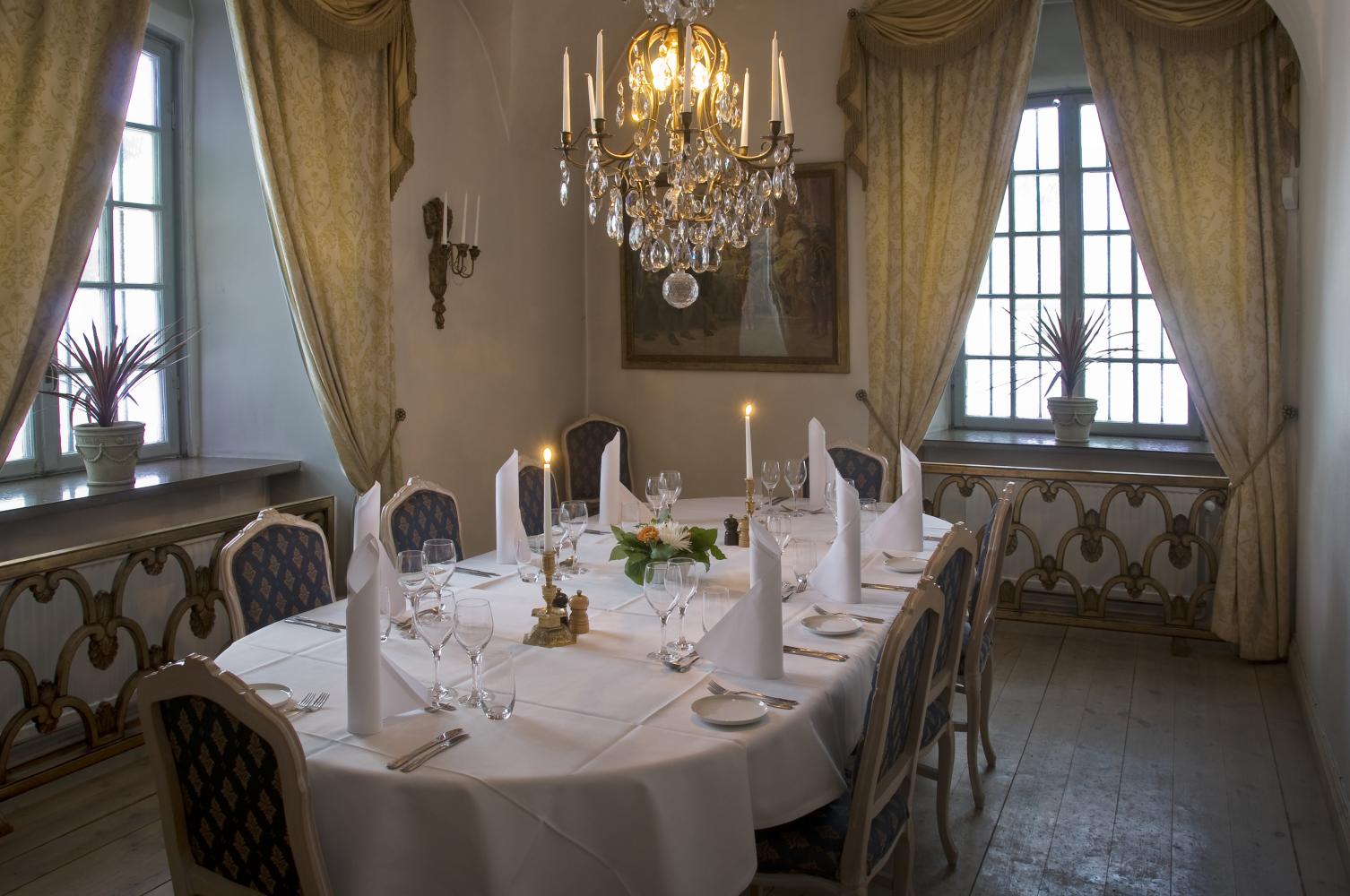 The Golden dining room at Häringe Palace